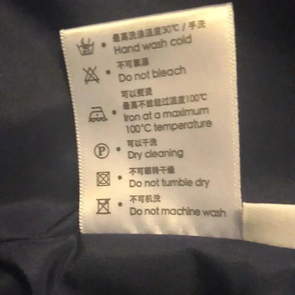 Winter Down Coat. Size Small - Picture 6 of 6